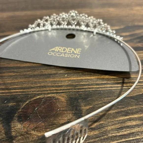 Adrene rhinestone decorative tiara New - Picture 5 of 6